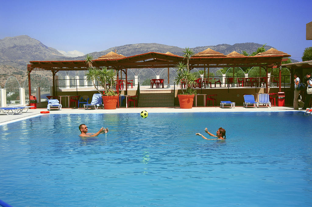 Seven Stars Hotell Kárpathos Eksteriør bilde